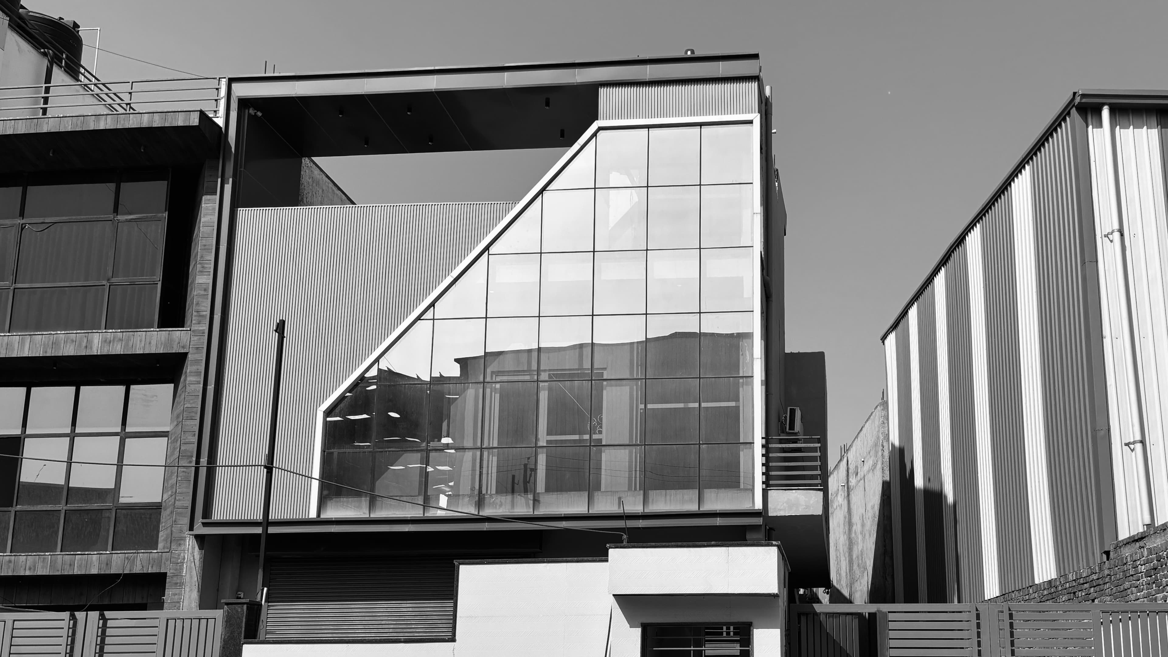 Araaya manufacturing